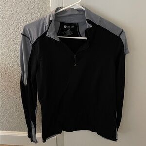 Kyodan long sleeved quarter zip workout top size small